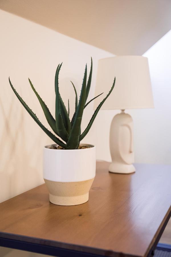 Rothko Apartment/8 Guests/4Bedrooms/Riga Old Town 외부 사진